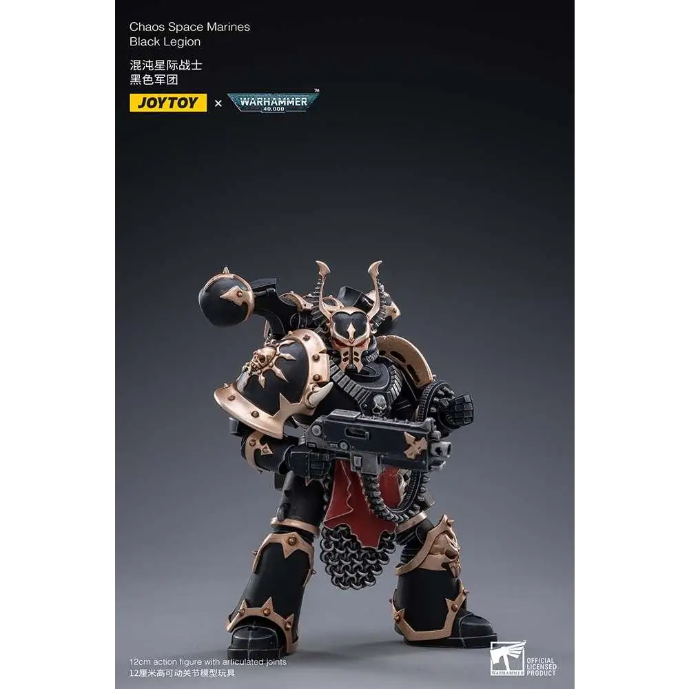 Svart och guldpansrad Chaos Space Marine-figur från Black Legion, Wh40k C 03 AF