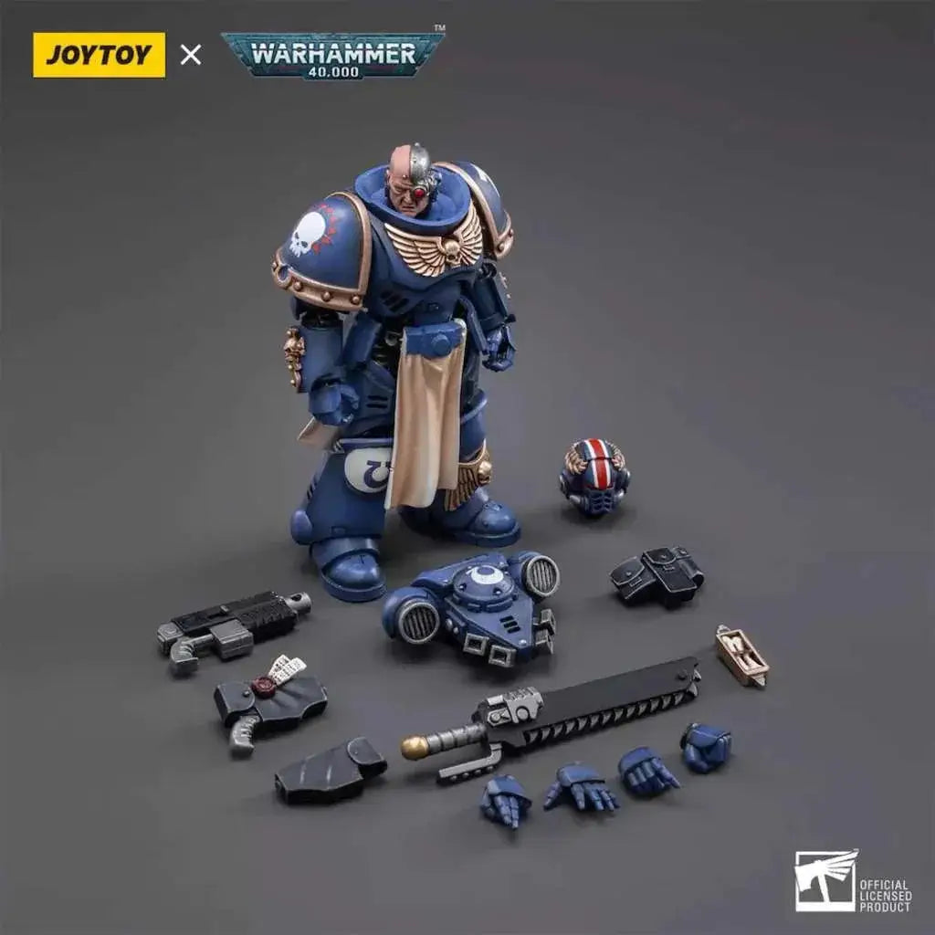 Blå och guld Ultramarines Primaris Lt Horatius figur från Warhammer 40,000