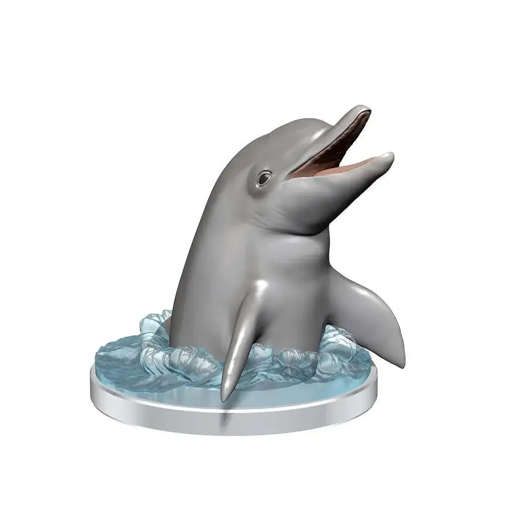 Grå delfinfigur med öppen mun och detaljerade fenor på cirkulär bas med blå vågor, Wizkids Deep Cuts