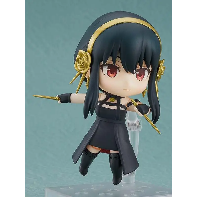 Yor Forger Nendoroid från Spy x Family med svarta kläder och gyllene dolkar