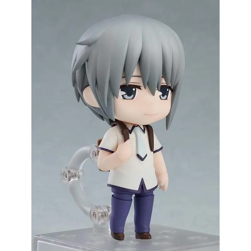 Chibi Yuki Soma Nendoroid-figur från Fruits Basket med silverhår