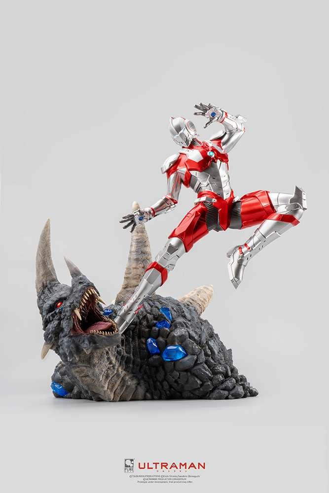 Ultraman vs black king 1/4 Staty